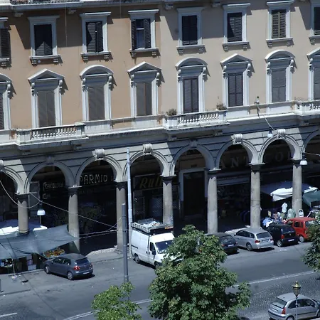 Rome Love Hotel * Рим