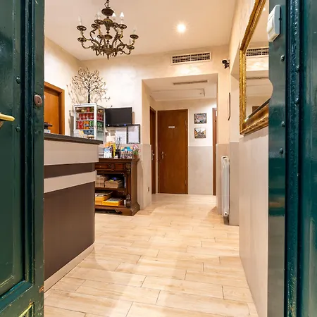 Rome Love Hotel Рим